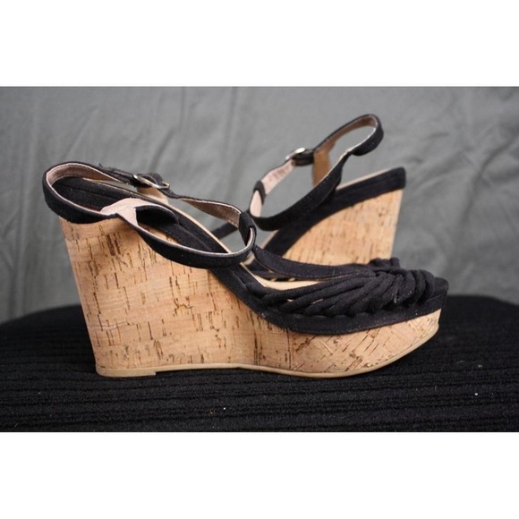 Wedge - Picture 5 of 8